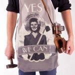 Gadget Factory Kuchynská Retro Zástera - Yes We Can (EN)