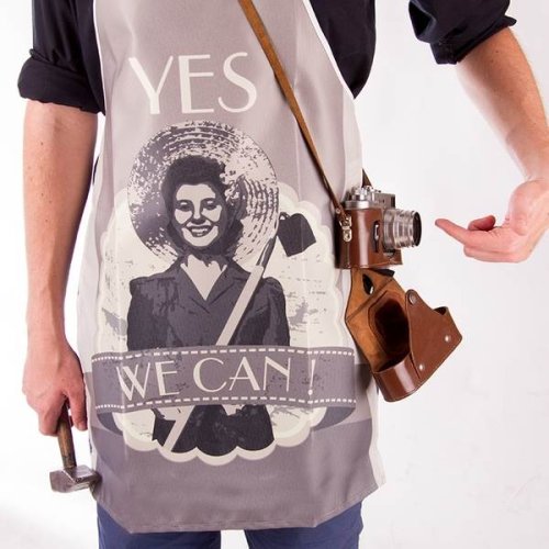 Gadget Factory Kuchynská Retro Zástera - Yes We Can (EN)