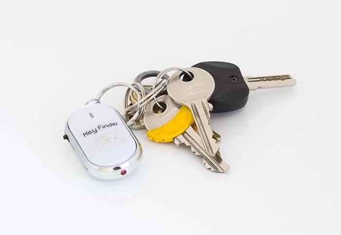 APT Lokátor Klíčů - Key Finder bílý