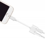 APT AK326 Redukce, adaptér Audio Jack pro nabíjení a sluchátka s konektorem Lightning