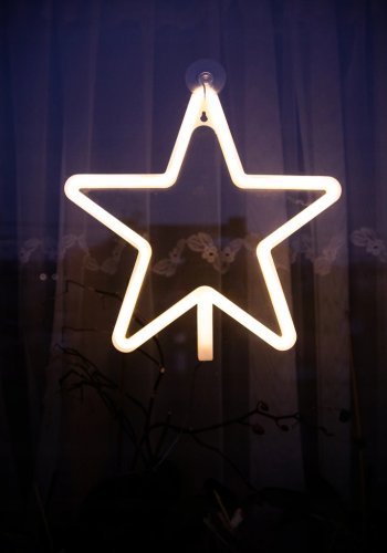 ISO Vianočné Hviezda 100 LED do okna, 28 cm teplá biela