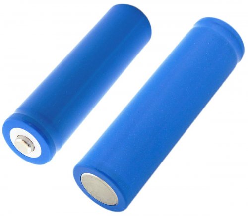 APT Nabíječka baterií 4,2 V 18650 + 2x baterie 4800 mAh
