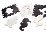 KIK Kontrastní pěnové puzzle 30 x 30 cm, 25 ks černá, krémová