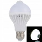 Fedus 6128 LED žiarovka so senzorom pohybu E27 10W