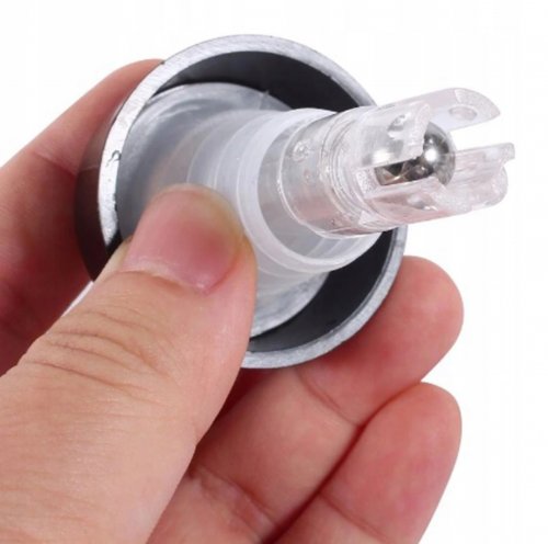 APT AG567B Nálevka na láhev s dávkovačem 30 ml