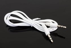 APT Adaptér Jack 3,5mm x Jack 3,5mm audio kabel bílý 1 m
