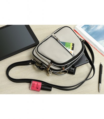 Vera Pelle K53 Dámská kožená crossbody kabelka světle šedá