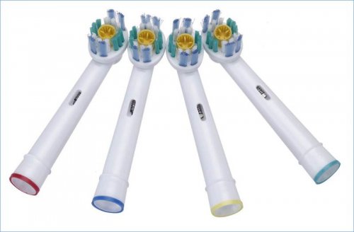 KIK 3D White Náhradní zubní kartáčky na ORAL-B univerzální - 4 ks