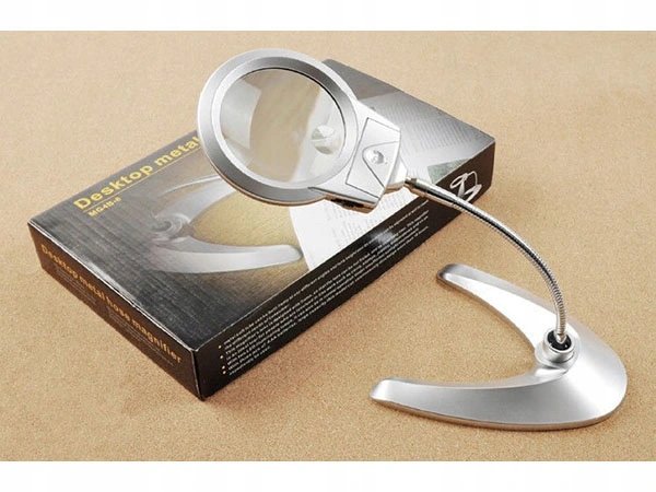 Verk 09010 Stolná lupa s podstavcom 2 x LED