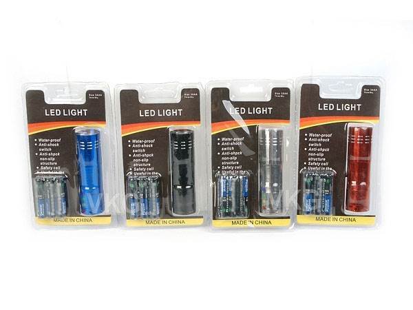 Verk 08013 Mini 9 LED baterka + 3x AAA