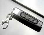 Pronett XJ4398 Univerzálny samokopírovací diaľkový ovládač čierny