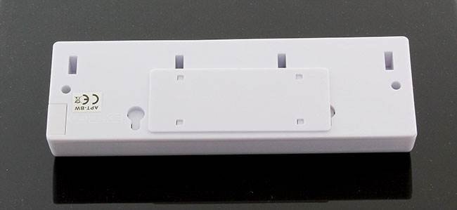 APT XZ1808 Osvětlení s pohybovým senzorem 8 LED, 3x AA - bílé