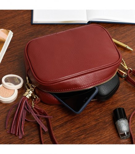 Vera Pelle P14 Dámska crossbody kabelka vínová