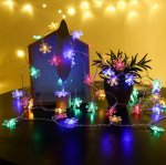KIK KX5240 Vianočné osvetlenie vločky 100 LED, multicolor, 10m