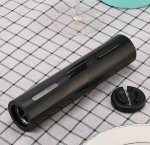 APT AG823 Automatický elektrický otvírák na víno 4xAA, černý