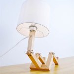 KIK KX7658 Stolní lampa s dřevěnou základnou