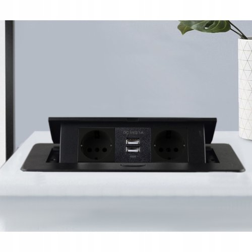 Izoxis 21446 Zásuvka výklopná 2x zásuvka, 2x USB, 1,9 m čierna