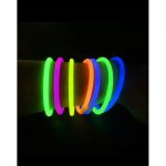 Pronett XJ4741 Svietiace náramky Lightstick 100 ks farebné