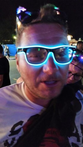 GGV Svietiace LED okuliare oranžová