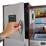 Kruzzel 22114 Detská drevená kuchynka s príslušenstvom XXL hnedá