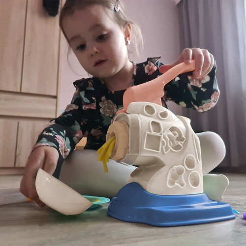 Kruzzel 22526 Stroj na vytláčanie modelíny sada