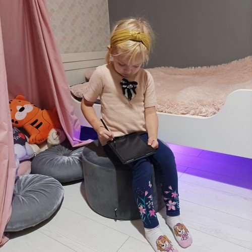 Kruzzel 22454 Grafická tabuľka na kreslenie so stylusom 8,5" čierna