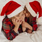 Ruhhy 22556 Vianočná čiapka Santa s brmbolcom červená