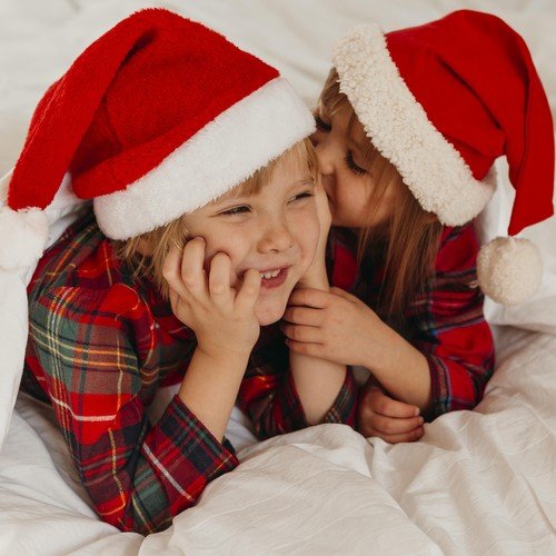 Ruhhy 22556 Vianočná čiapka Santa s brmbolcom červená