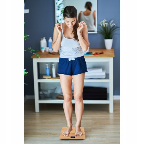 Ruhhy 22522 Digitálna osobná váha 180 kg bambus