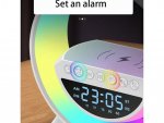 GGV Multifunkčná RGB Múdra LED nočná lampa s 15W QI nabíjačkou a Bluetooth reproduktorom