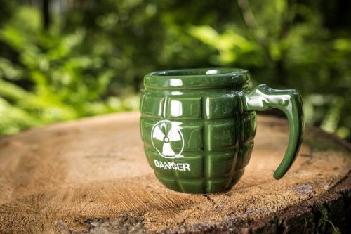Master Hrnek DANGER 460ml zelená