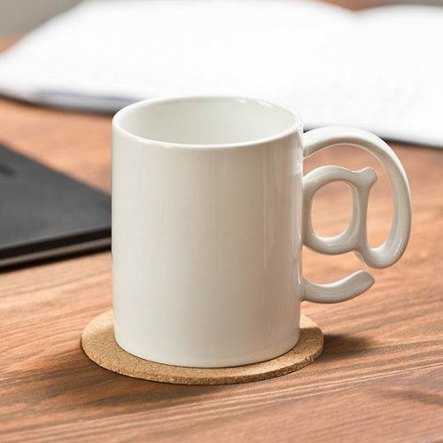Master Hrnček Zavináč 310ml biela