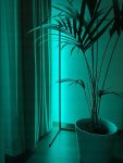 Pronett XJ4942 Rohová LED stojací lampa RGB, 20 W, dálké ovládání 150 cm, černá