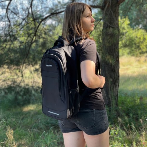 Kruzzel 24525 Školský batoh 30 L, čierna