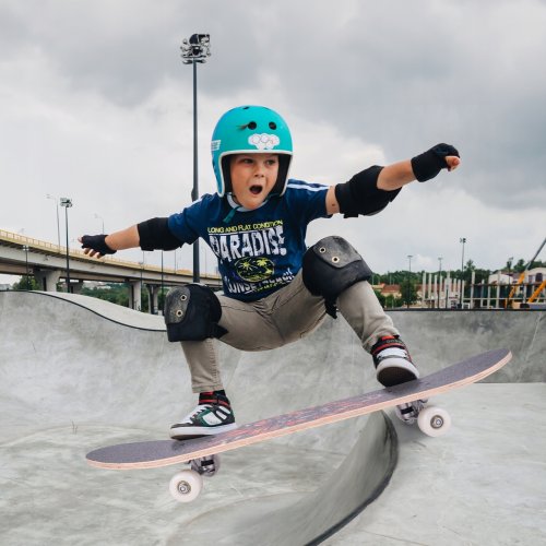 MalPlay Skateboard s oboustranným potiskem 77 cm, Lev