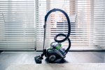 Teesa TSA5015 Bezsáčkový vysavač 700 W, 14 Kpa, šedozelený