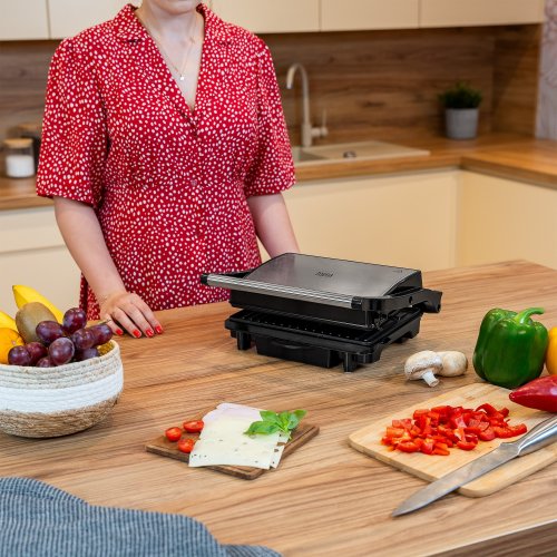 Teesa TSA3232 Kontaktný gril Panini 1500W, nerezová oceľ