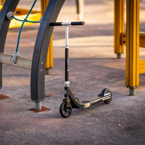 Rebel ZAB0031W Dětská elektrická koloběžka Fun Wheels, 12km/h 50kg, bílá