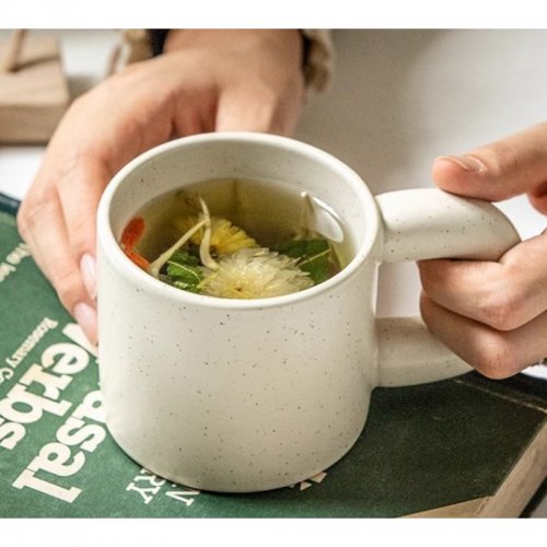 eCa CUP21 Keramický kropenatý hrnek s uchem 300 ml