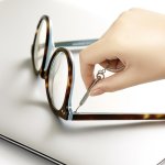 Trizand 25624 Súprava na opravu okuliarov 126 ks