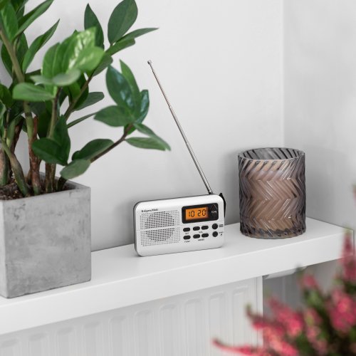Kruger&Matz KM0819 Přenosné kapesní mini rádio AM/FM, stříbrná