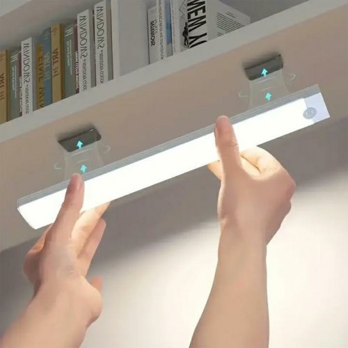 APT ZD160 LED osvetlenie so senzorom pohybu 4 LED, 2W, 5V, studená biela