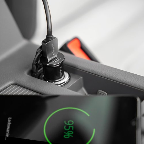 Kruger&Matz KM0870 Autonabíječka USB - A, USB - C, 3100 mA, Power Delivery, Quick Charge 3.0