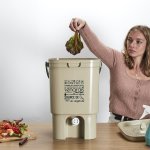CMP ME0022 Kompostér do kuchyně s kohoutkem 19 l, béžový