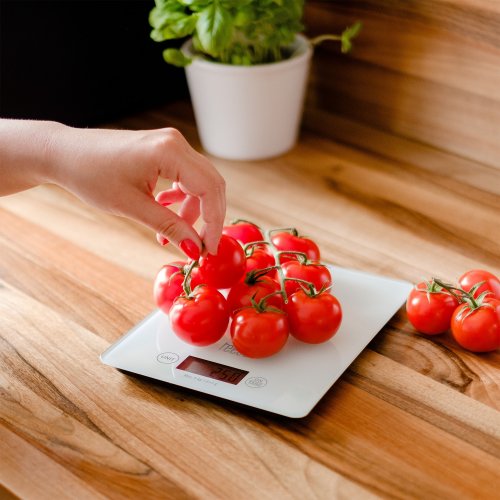Teesa TSA0804 Digitální kuchyňská váha 5 Kg, slim, bílá
