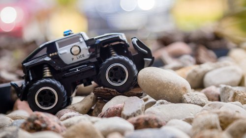 Rebel ZAB0113 Terénní Mini RC Auto POLICE, dálkové ovládání (1:43)