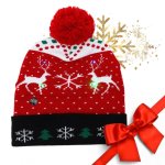 eCa CZ51 LED vianočná čiapka s bambulou, červená