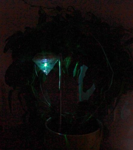 APT ZD50A Záhradné solárne svetlo biele LED zapichovacie RGB 4 ks