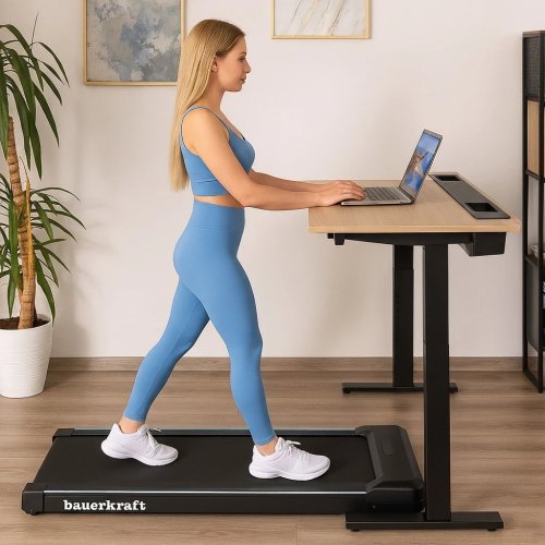 Bauerkraft H-563 Elektrický běžecký pás, LED displej, 90 kg, 6 km/h, černý