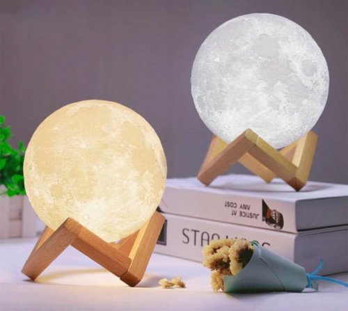 ISO 9509 3D Lampička mesiac Moon Light 8 cm